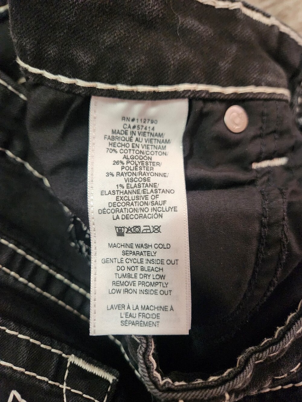 True Religion Becca Mid Rise Bootcut Big T Black Distressed Contrast Stitch Jean - Picture 7 of 14